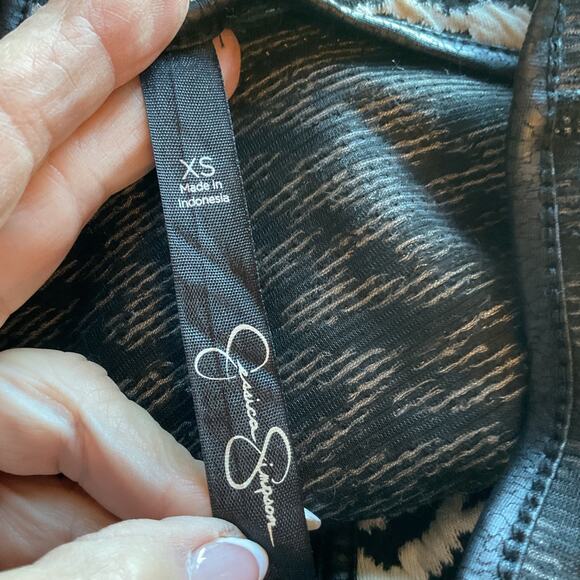 Jessica Simpson Animal Print Halter Dress W/Leather Inserts & Trim XS - Picture 3 of 6